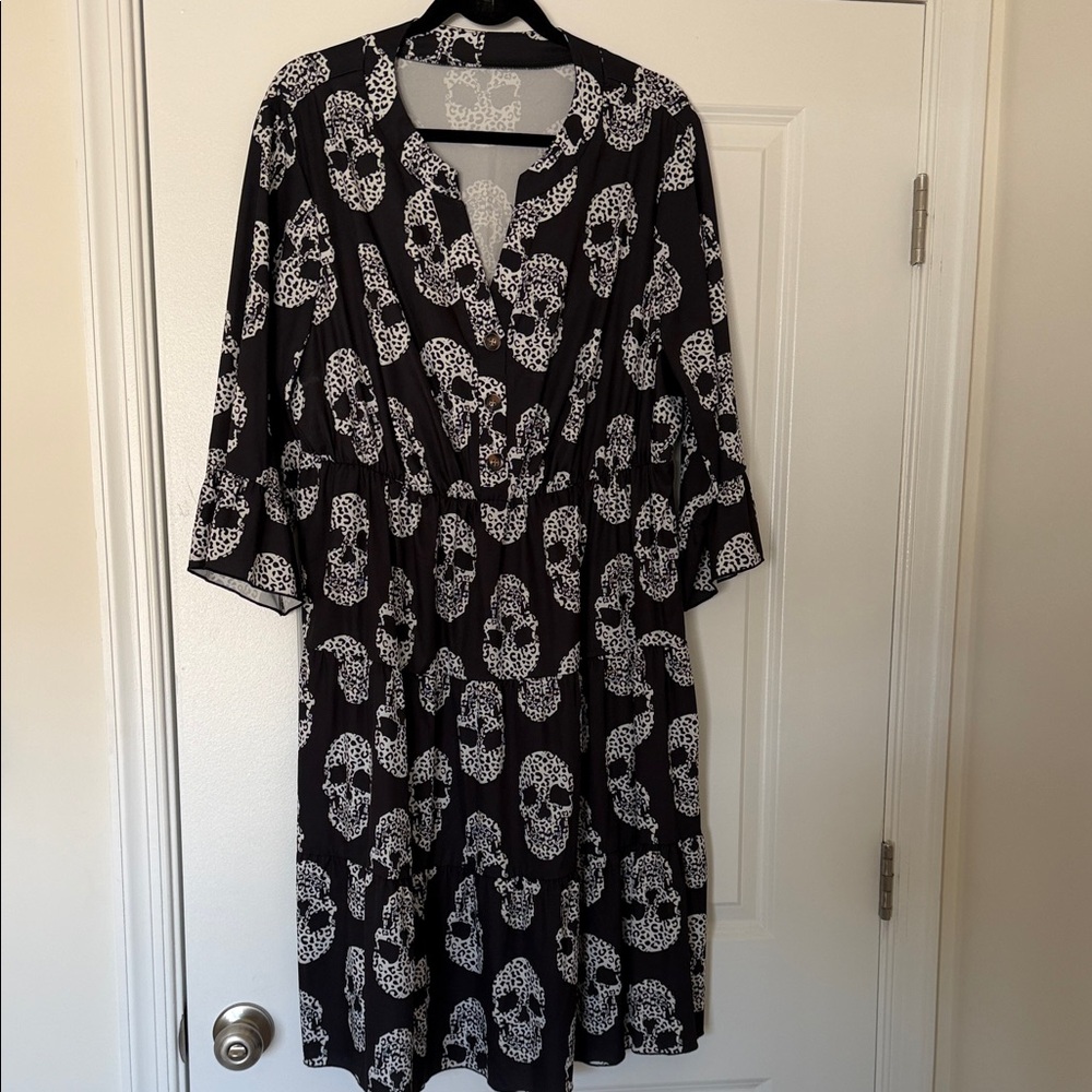 NWOT Black & White Skull Cheetah Print Women's Dress